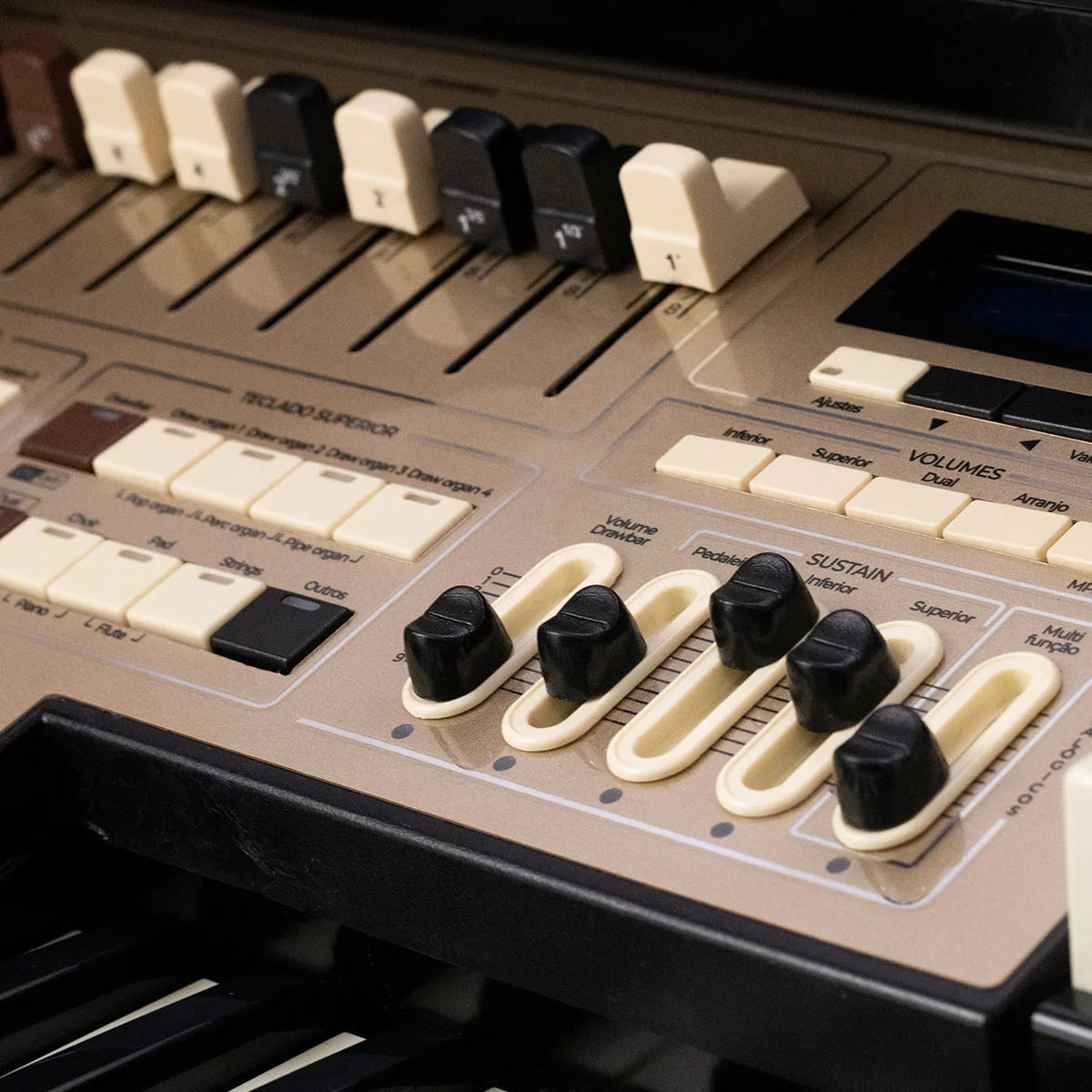 MD-10 EVO — detalhe